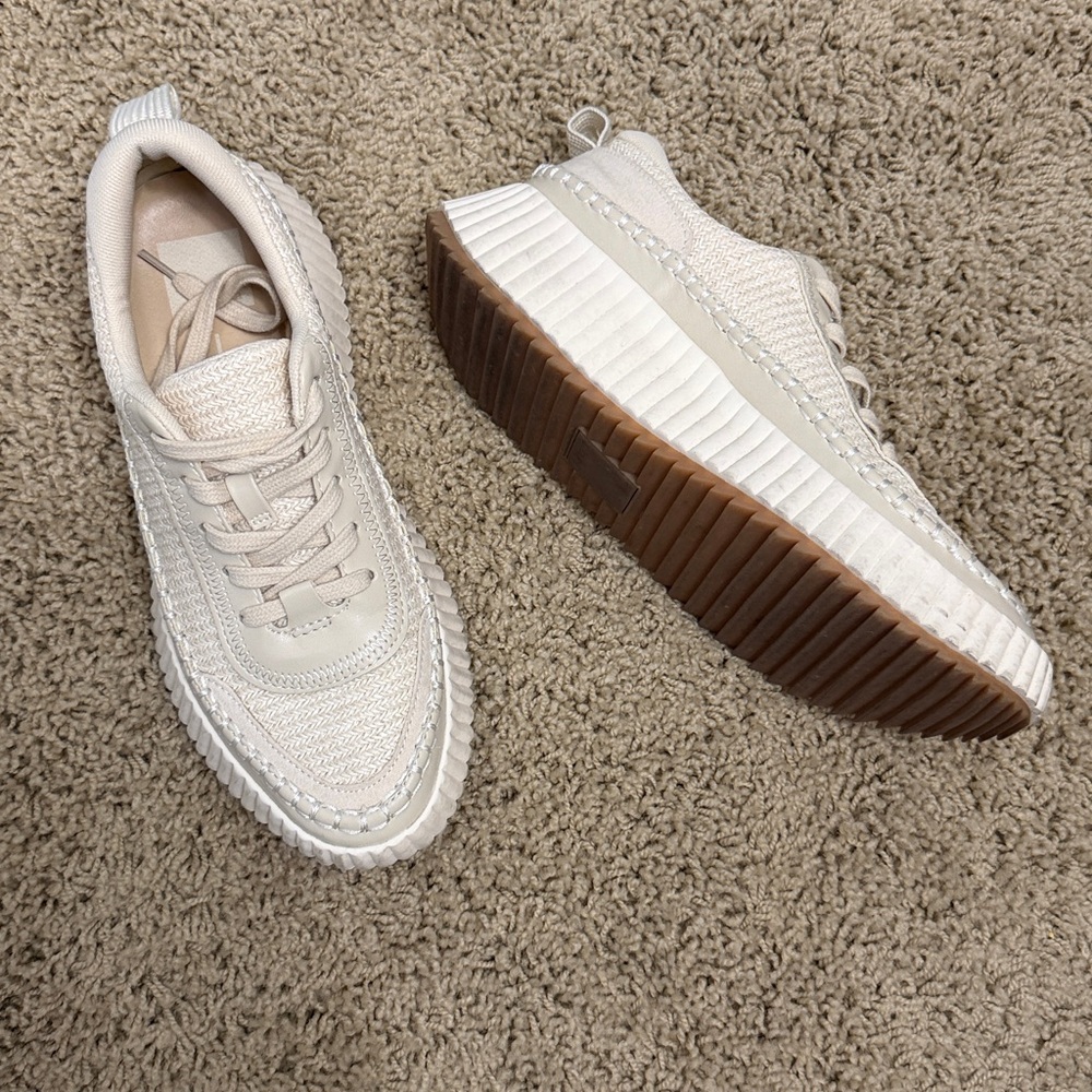 Dolce Vita Dolen Sandstone Knit Platform Sneakers - Picture 8 of 10